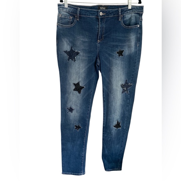 NWOT Buffalo Cut out Star-Embellished Mid-rise Skinny Stretch Jeans Size 33 - Picture 1 of 4